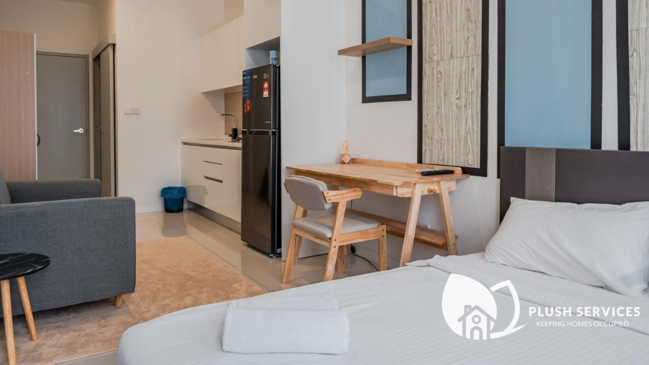 Highpark Suites In Petaling Jaya, Kelana Jaya By Plush Kampong Baharu Sungai Way Екстериор снимка