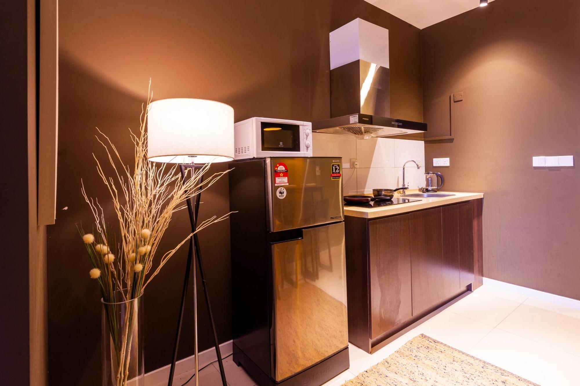 Highpark Suites In Petaling Jaya, Kelana Jaya By Plush Kampong Baharu Sungai Way Стая снимка