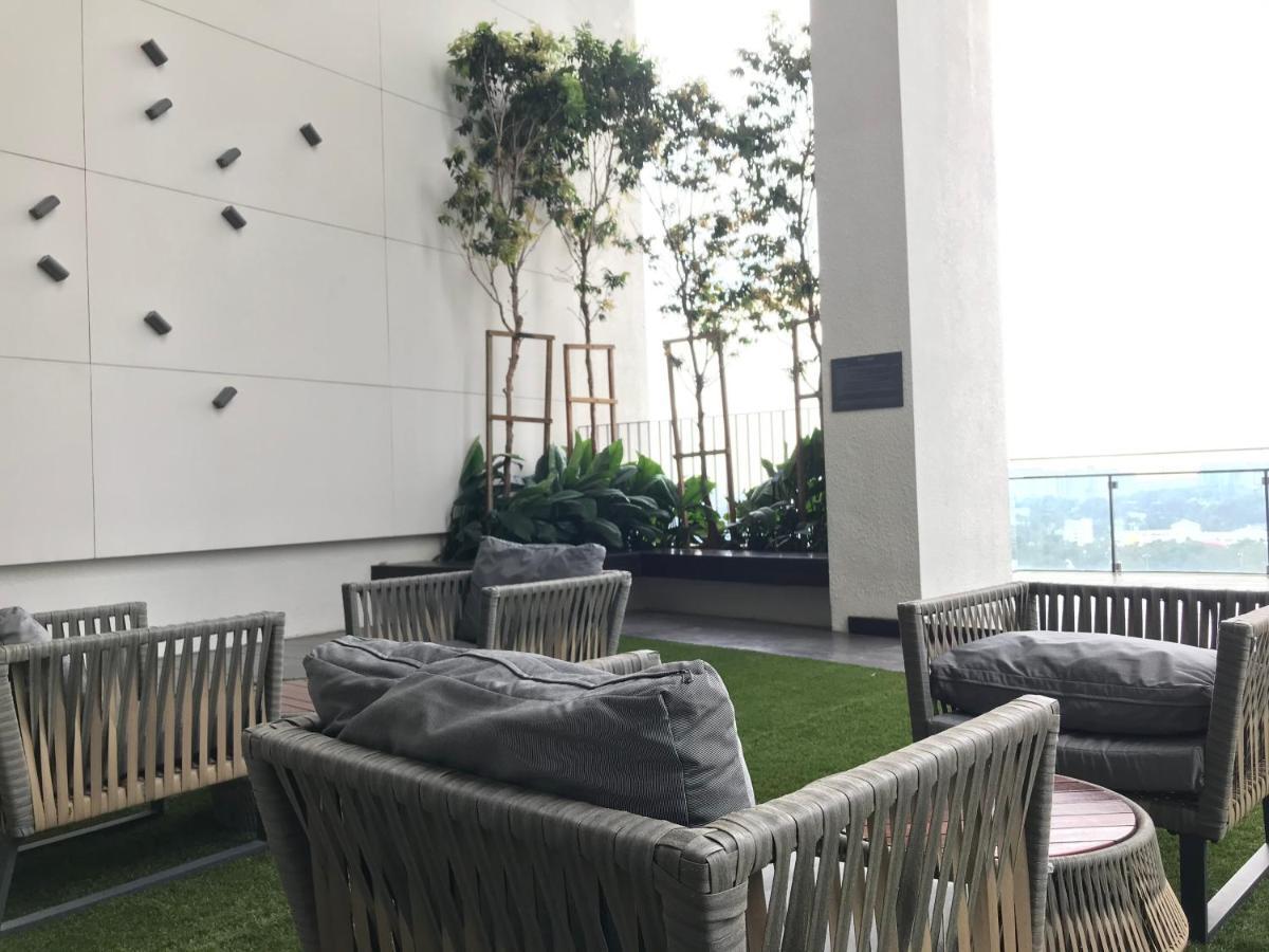 Highpark Suites In Petaling Jaya, Kelana Jaya By Plush Kampong Baharu Sungai Way Екстериор снимка