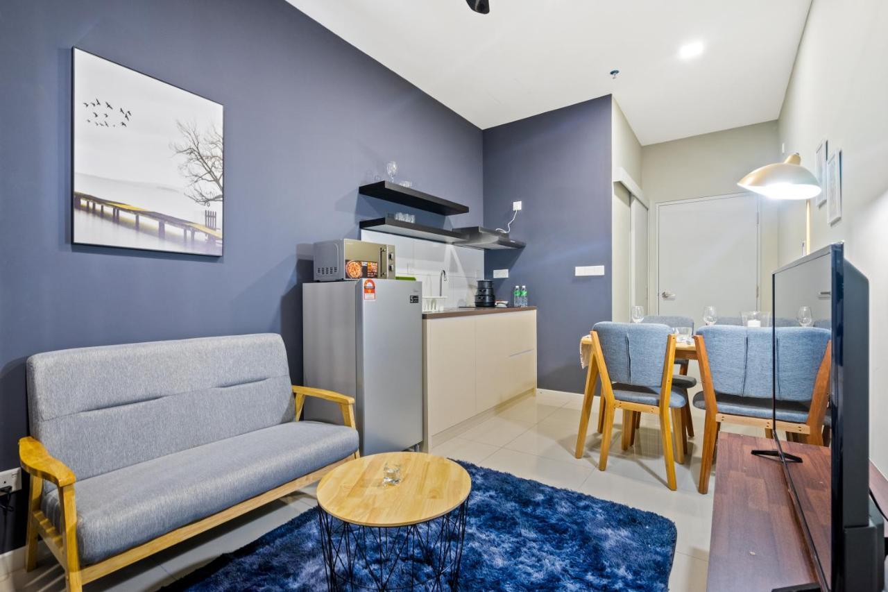 Highpark Suites In Petaling Jaya, Kelana Jaya By Plush Kampong Baharu Sungai Way Екстериор снимка